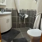 Olive Vilă *